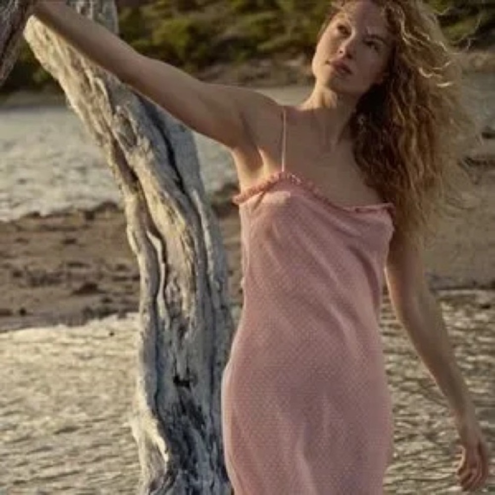 Dôen Calsi dress, New With Tags, size small, cherry blossom dot